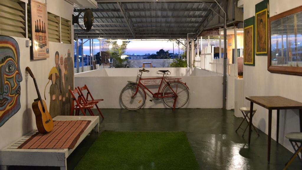 ホテル Ringo'S Foyer Malacca エクステリア 写真